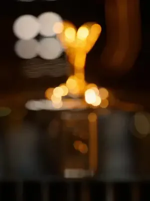 Bir yıldızla kör evlilik afişi