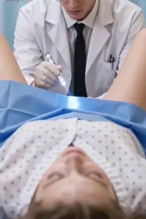 병실의 금지된 욕망 포스터