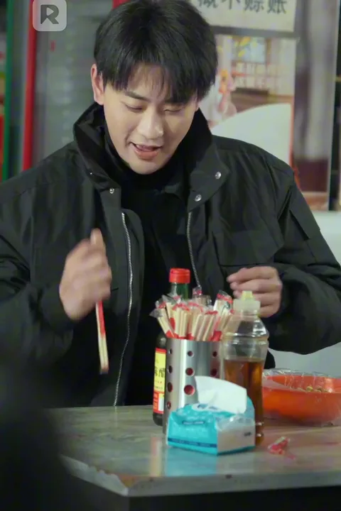은신 시위 포스터