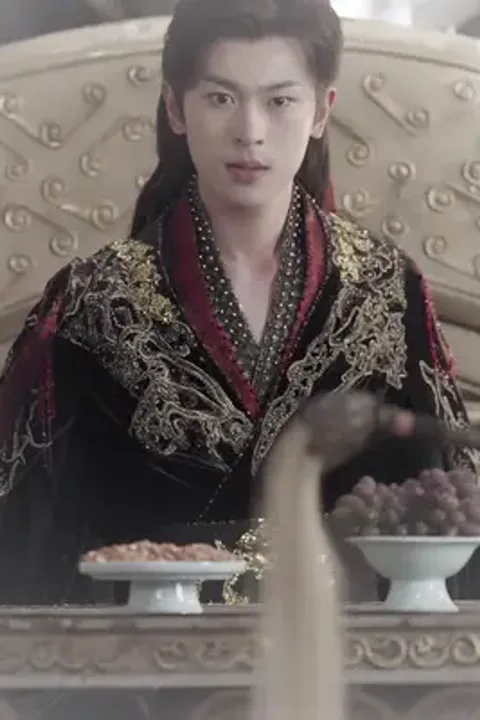 궁중 환생의 뒤바뀐 혼인 포스터