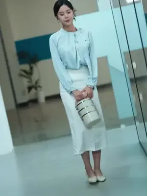 İhanet gören kadının intikamı afişi