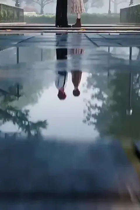 ملصق ندم ملك السينما على خسارته لحبيبته السابقة