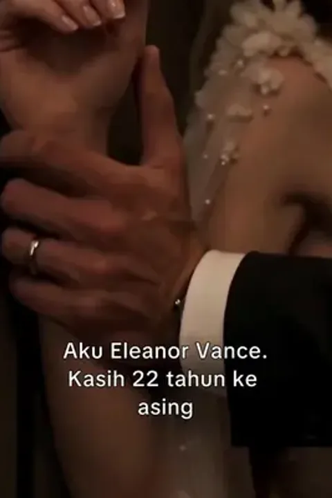 Six Months to Fall in Love poster