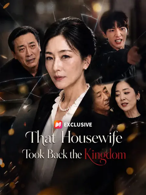 That Housewife Took Back the Kingdom poster