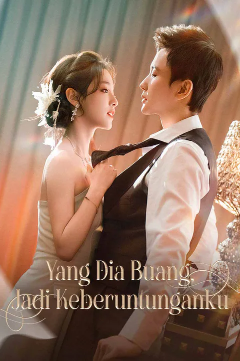 Poster Yang Dia Buang, Jadi Keberuntunganku
